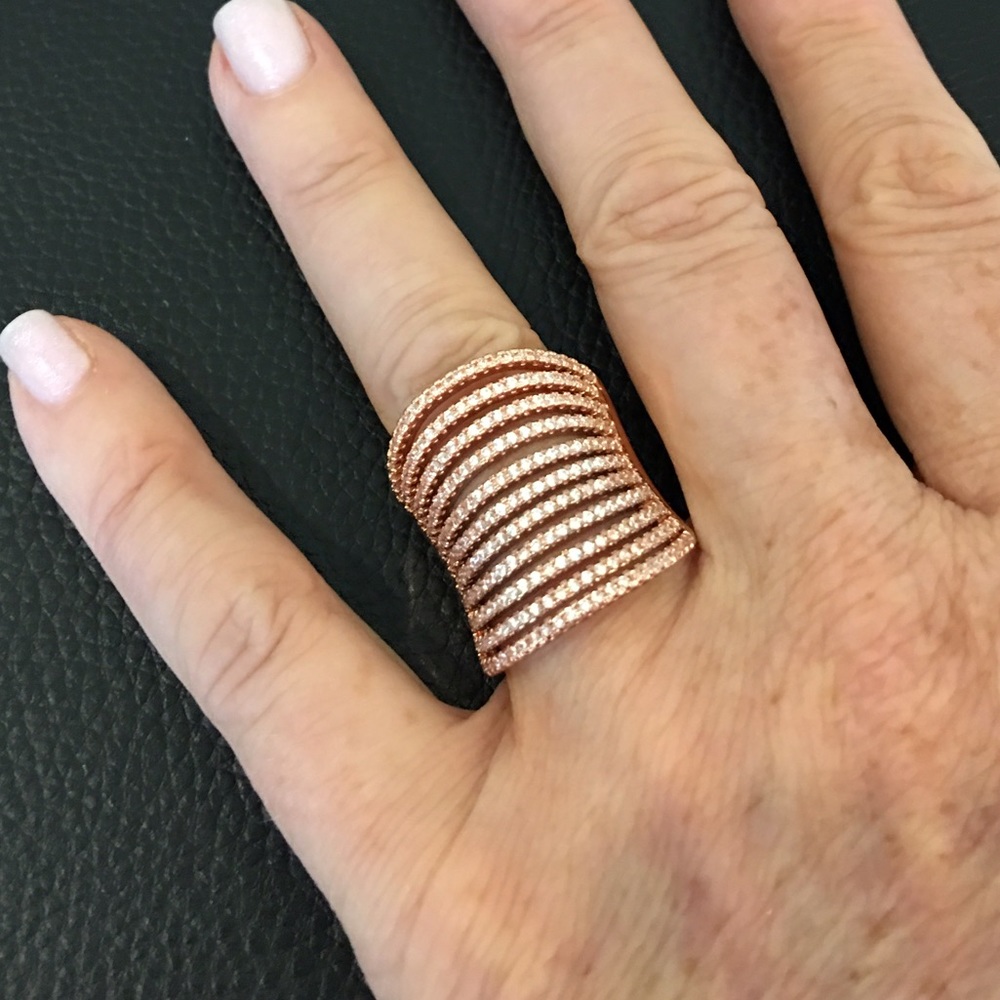 SWAROVSKI crystals 18K GP cocktail rings size approx 7.5, NWOT