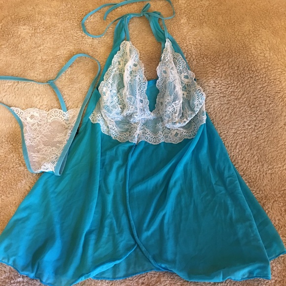 CZCITY Pink Zircon Main StoneTiny CZ around Chain Necklace