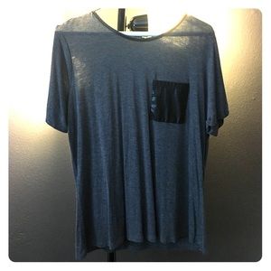 Grey pocket tee