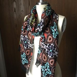 Vera Bradley Sierra Said ft Fringe Scarf