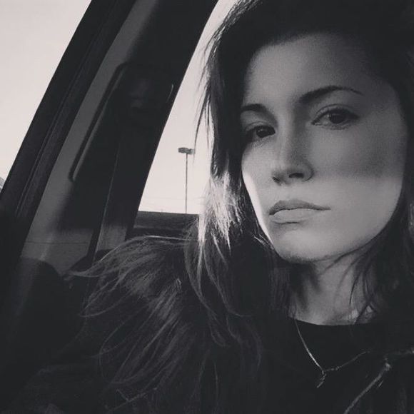 Meet your Posher, Gillian - Picture 1 of 1