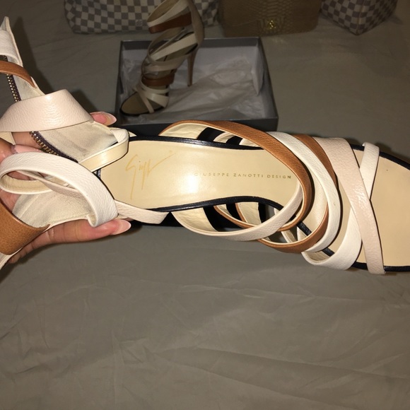 Gorgeous Guiseppe Zanotti Multi strap Stilettos - Picture 4 of 4