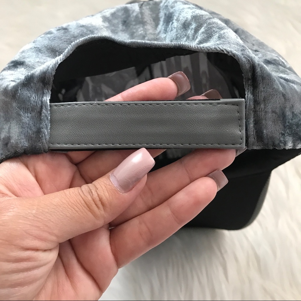 2 Posh Vibes Cap - Picture 3 of 4