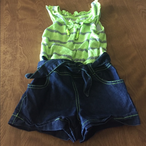 Dress G87 2pc size 4t assorted dress romper bundle g87 4tg Dress G87 2pc size 4t assorted dress romper bundle g87 4tg