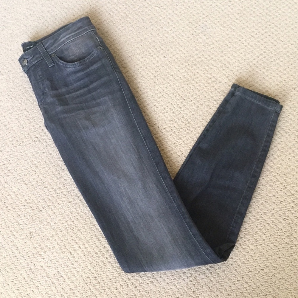 Bebe Skinnies
