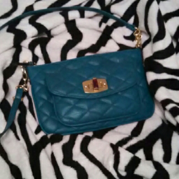 Merona Handbags - Chic turquoise quilted crossbosy bag