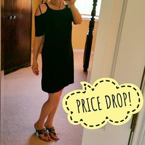 🌷HP🌷NWT FABLETICS COLD SHOULDER BLACK DRESS