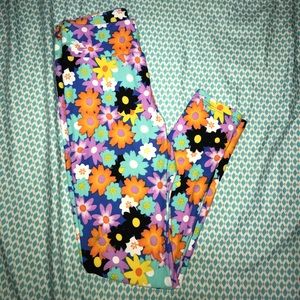 Lularoe Unicorn Flower print Leggings! OS