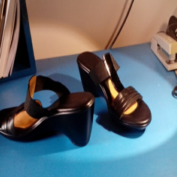 Naturalizer Shoes - Size 8 Naturalizer wedge, black, worn once