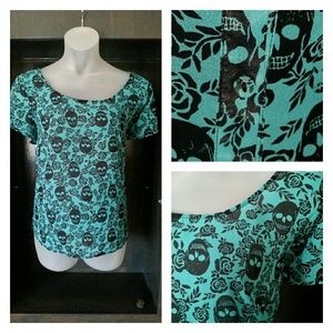 Torrid Skull & Roses Button-Back Blouse