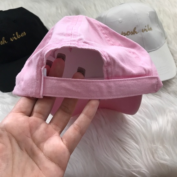 โจPosh vibes caps - Picture 7 of 8