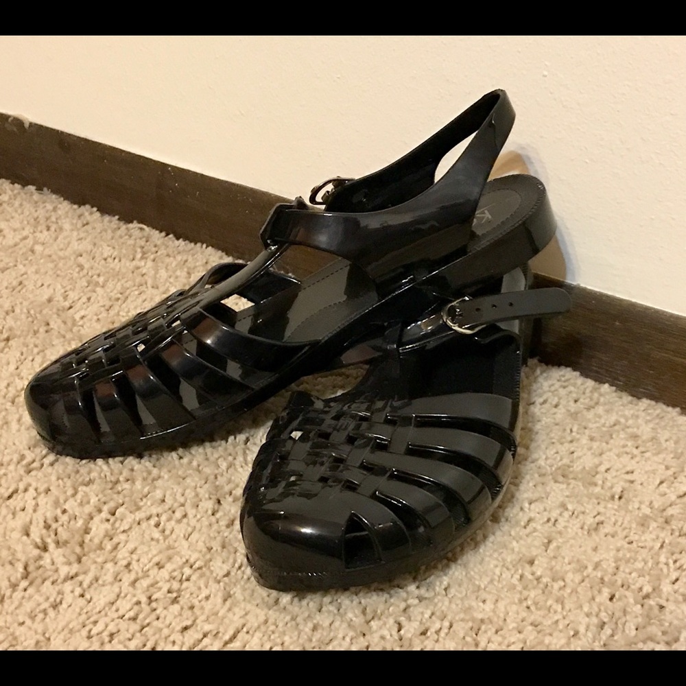 Black Jelly Sandals