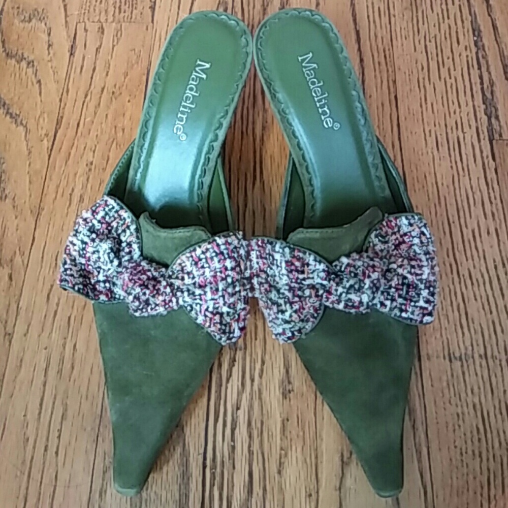 Cute and Funky Suede Heels Size 6M