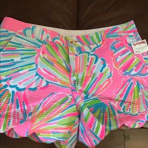 NWT Lilly Pulitzer Shorts - Size 8, Shellebrate