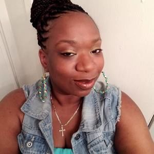 Meet your Posher, Nikiti