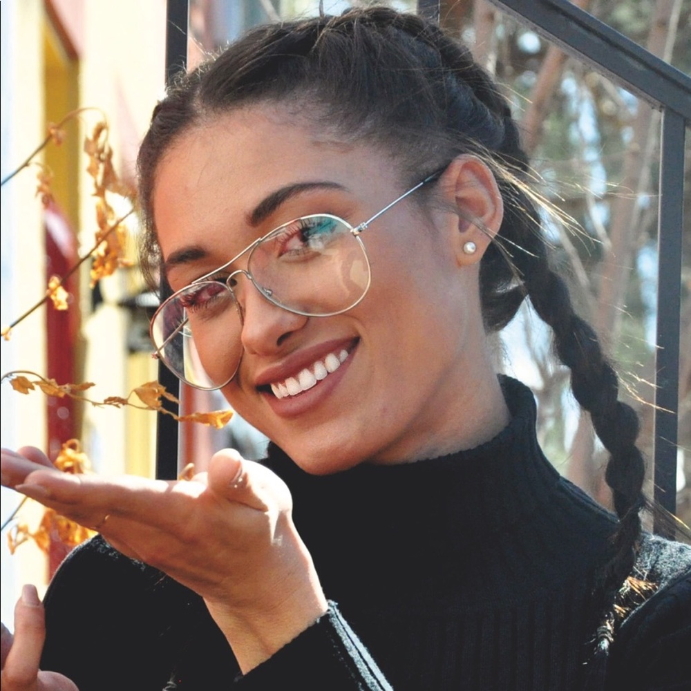 Meet your Posher, Tatiana