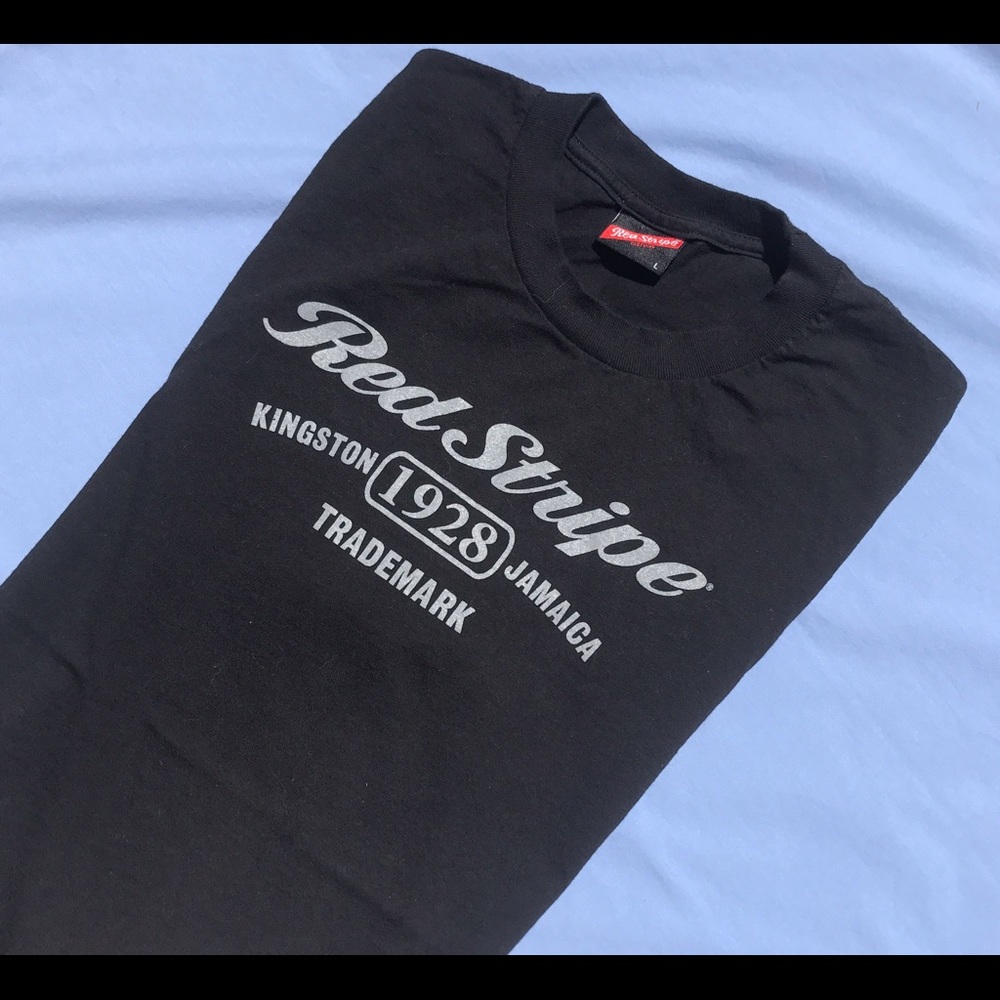 Black shorts sleeve men's cotton T-shirt