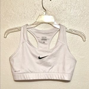 Nike Pro Sports Bra