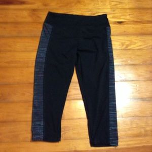 Marika Tek Capri leggings 🌺