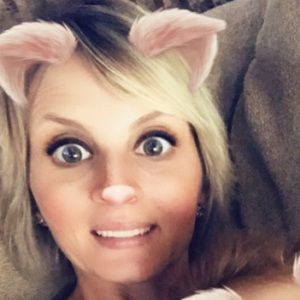 Meet your Posher, Angie