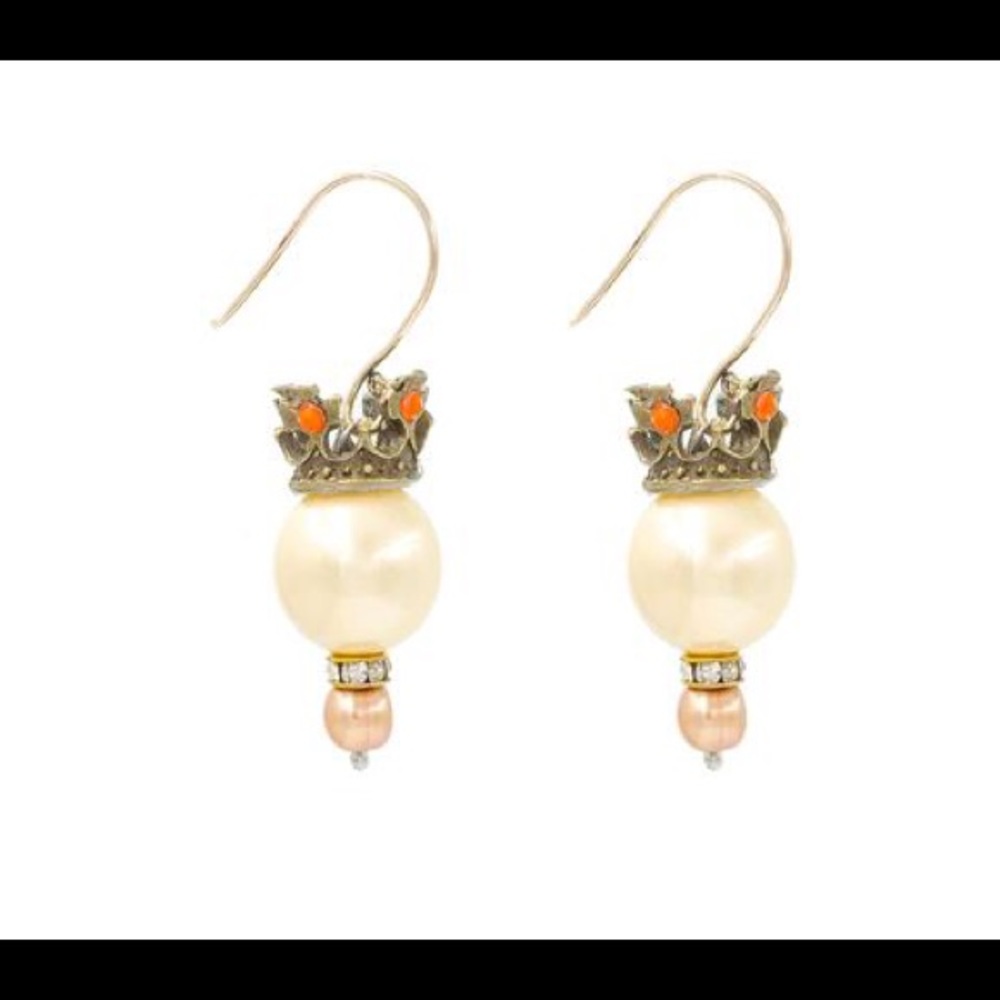 Crown earrings