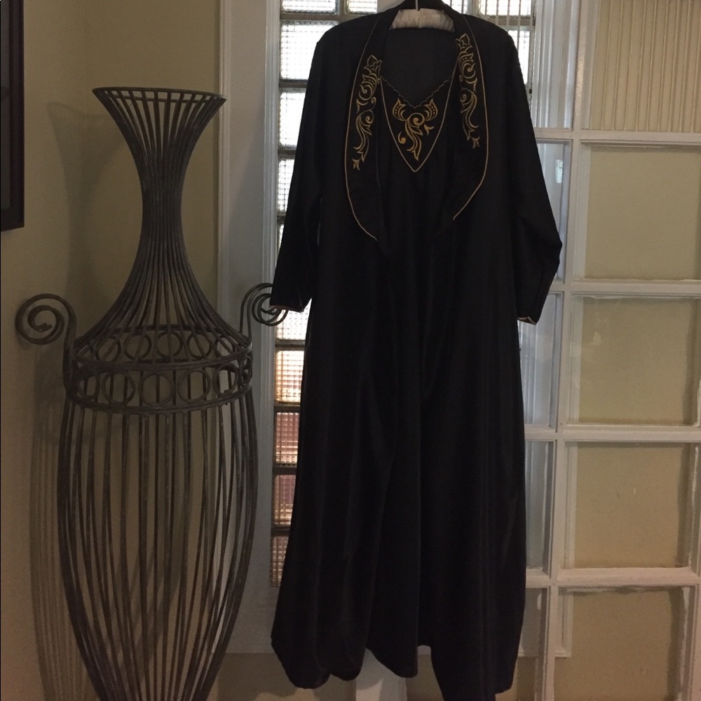 Robe and gown. Gown has side splits.