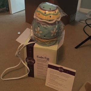 Scentsy Easter Egg warmer