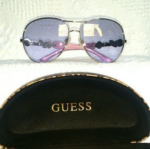 Guess women's aviator sunglasses