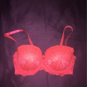 H & M Bra!