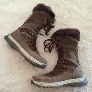 Santana Canada 'Morella' Water Resistant Boots