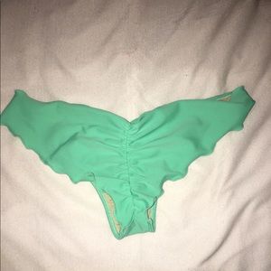 Posh Pua Mint Bottoms