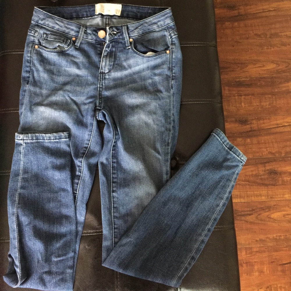 Blue denim skinny jeans