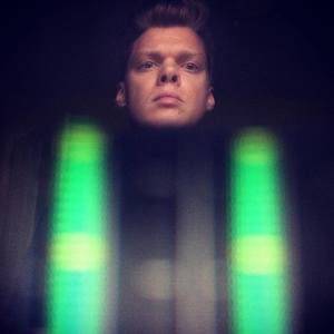 Meet your Posher, Thomas