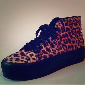 Cheetah print high top VANS