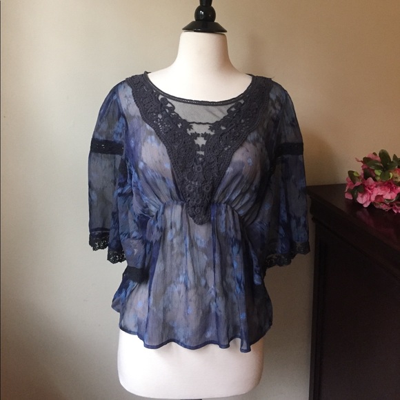 Free People Tops - Flowy, Sheer Free People Top - XS - EUC