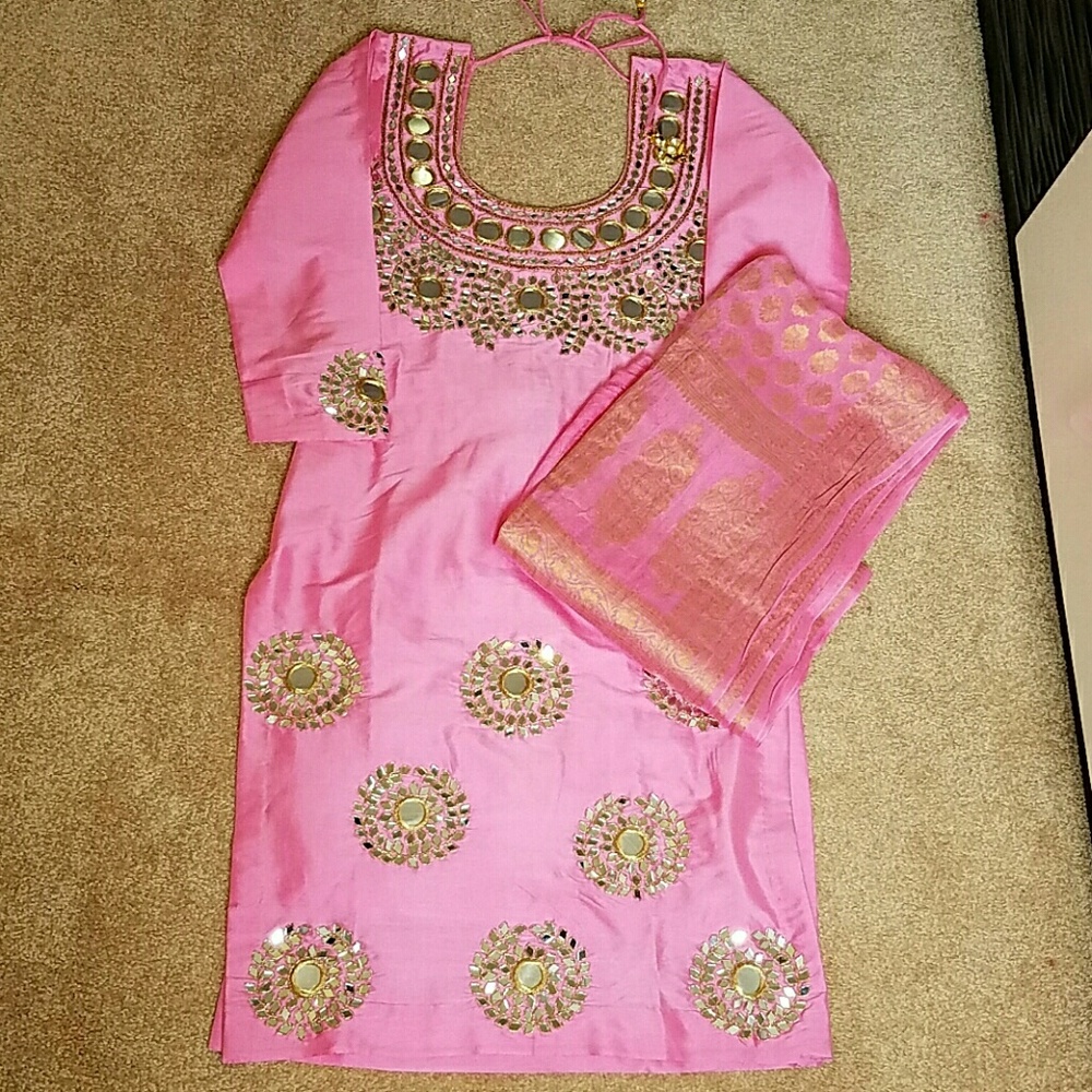 Salwar suit ☉ 3 piece