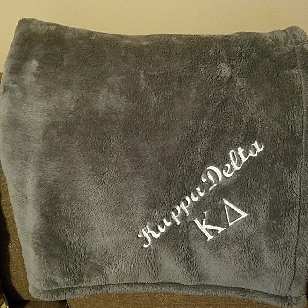 KAPPA DELTA blanket