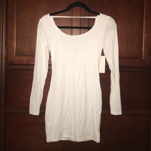 NEW BODYCON white dress from TOBI!