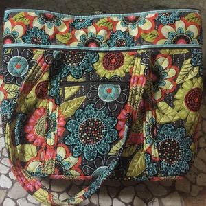 Vera Bradley travel bag