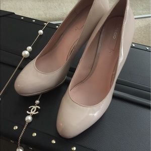 Nude ALDO 4 inch heels.