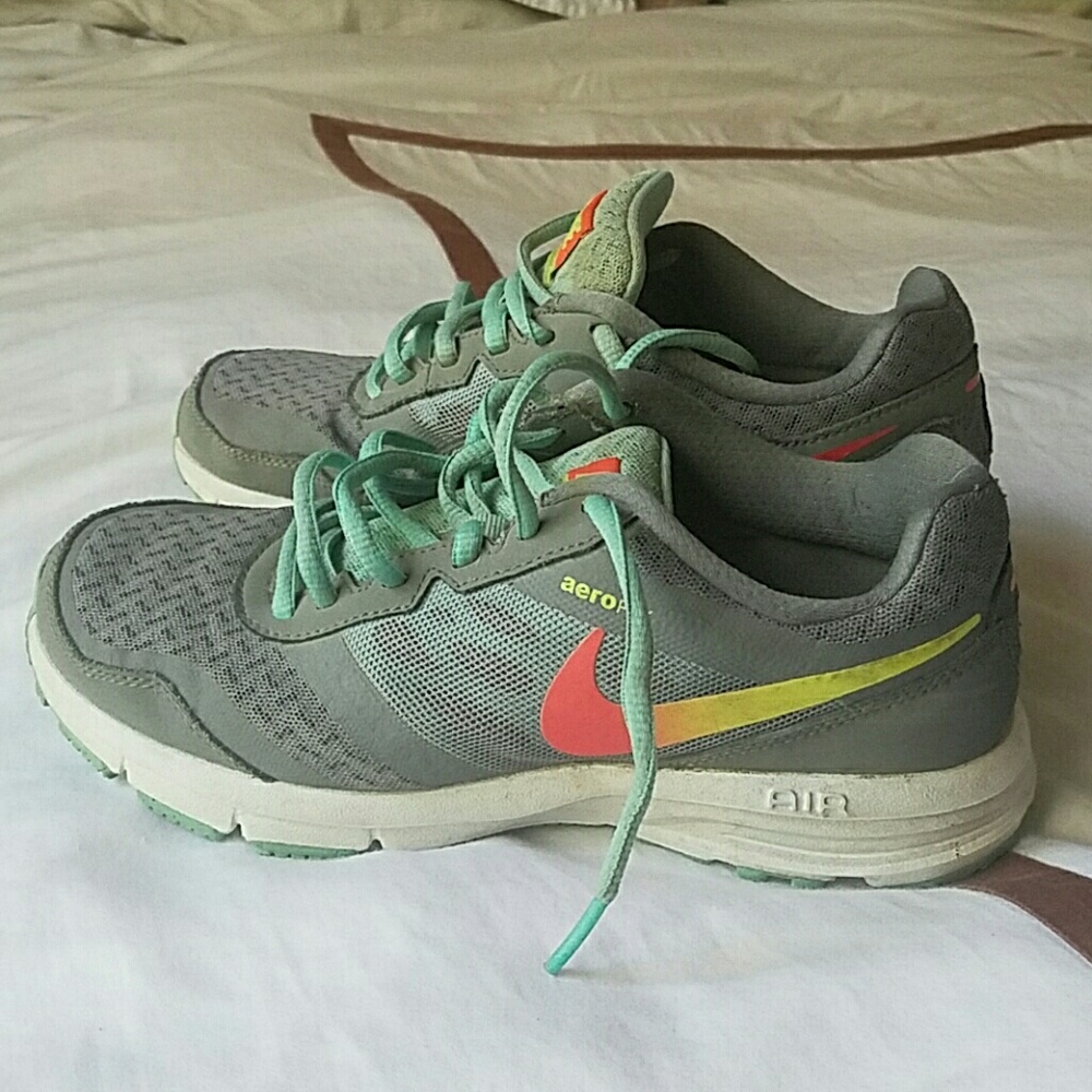 Nike Air relentless 4 shoes