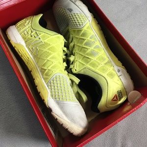Yellow Reebok Crossfit Nano 4 Shoes size 8.5