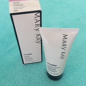NEW!!!! Mary Kay oily/dry age fighting moisturizer