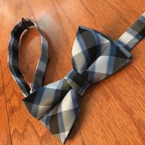 Blue Plaid Bow Tie
