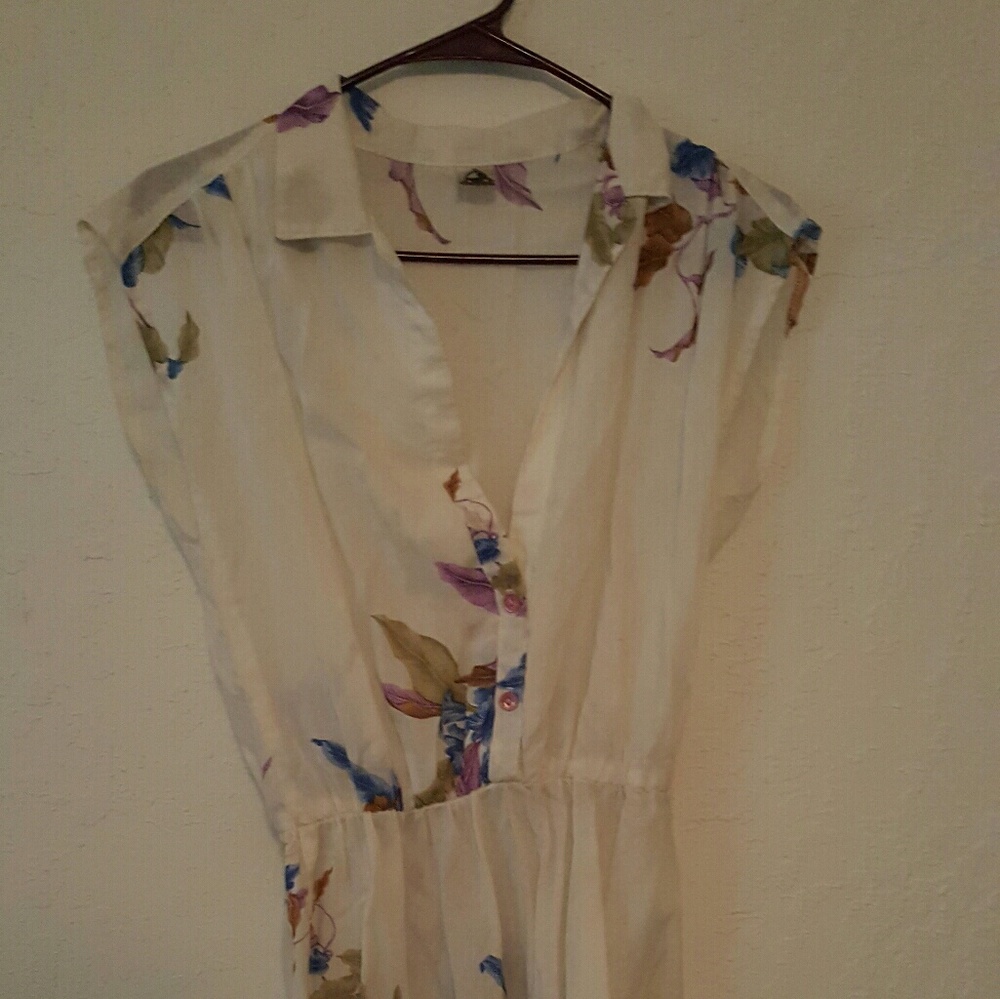 Lovely vintage dress