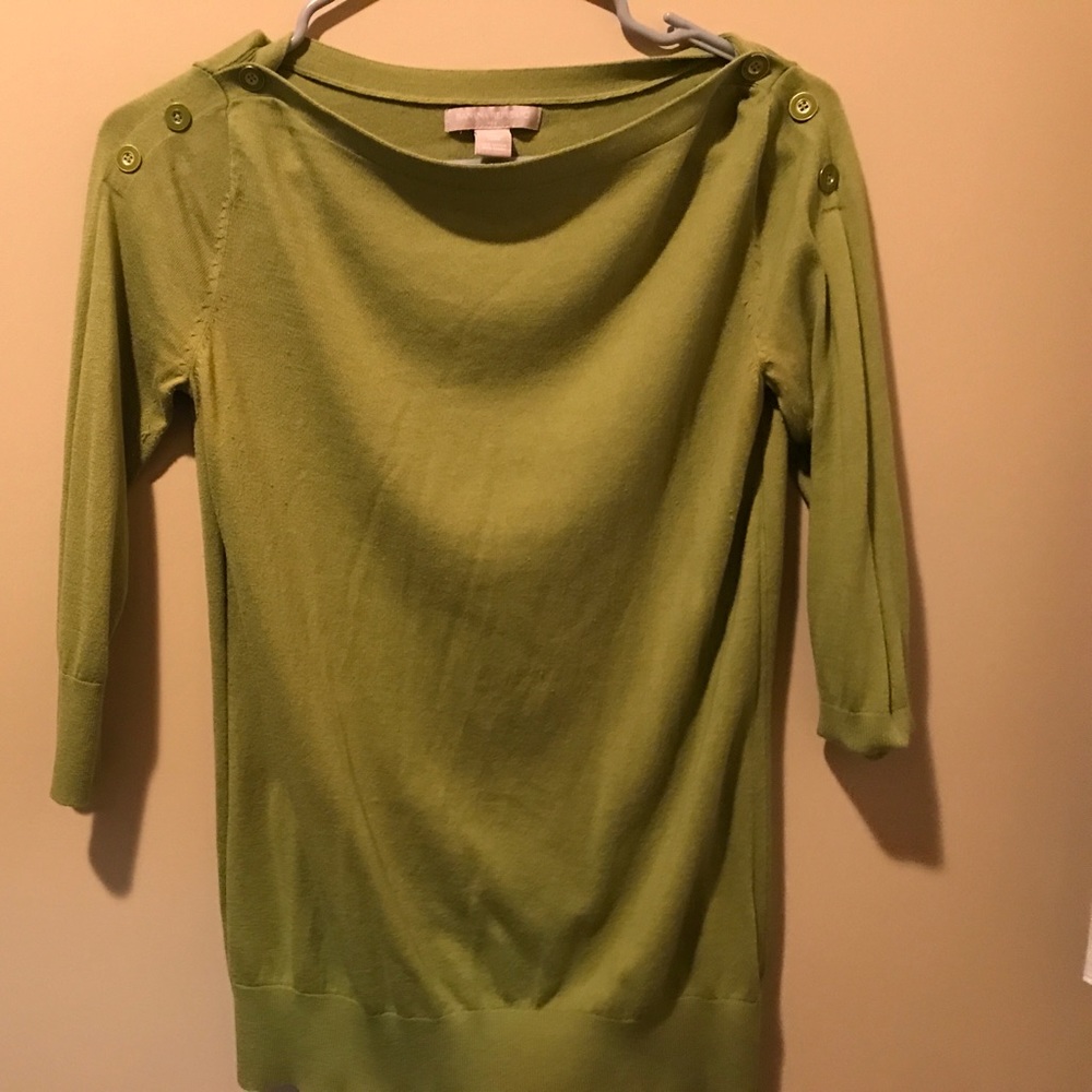 Scoop neck top