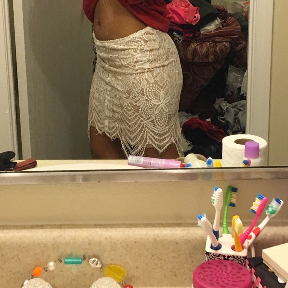 Hot Miami styles skirt NWT!! - Picture 2 of 3