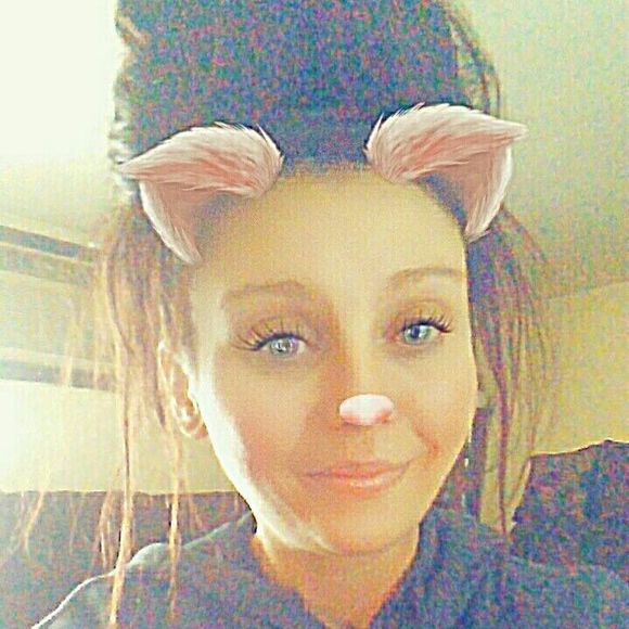 Meet your Posher, Jaimeann - Picture 1 of 1