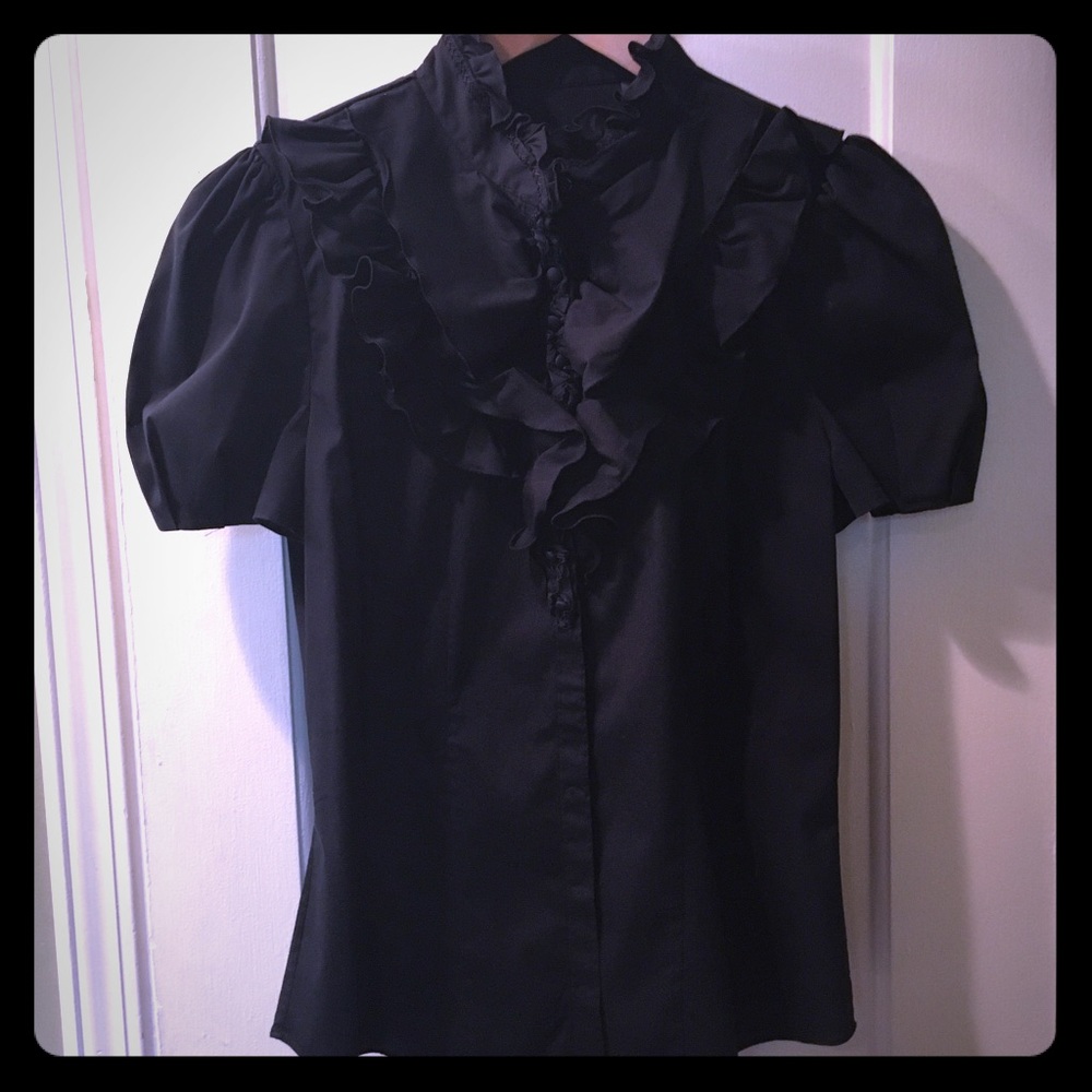 Striking Tahari Black Short-Sleeve Blouse