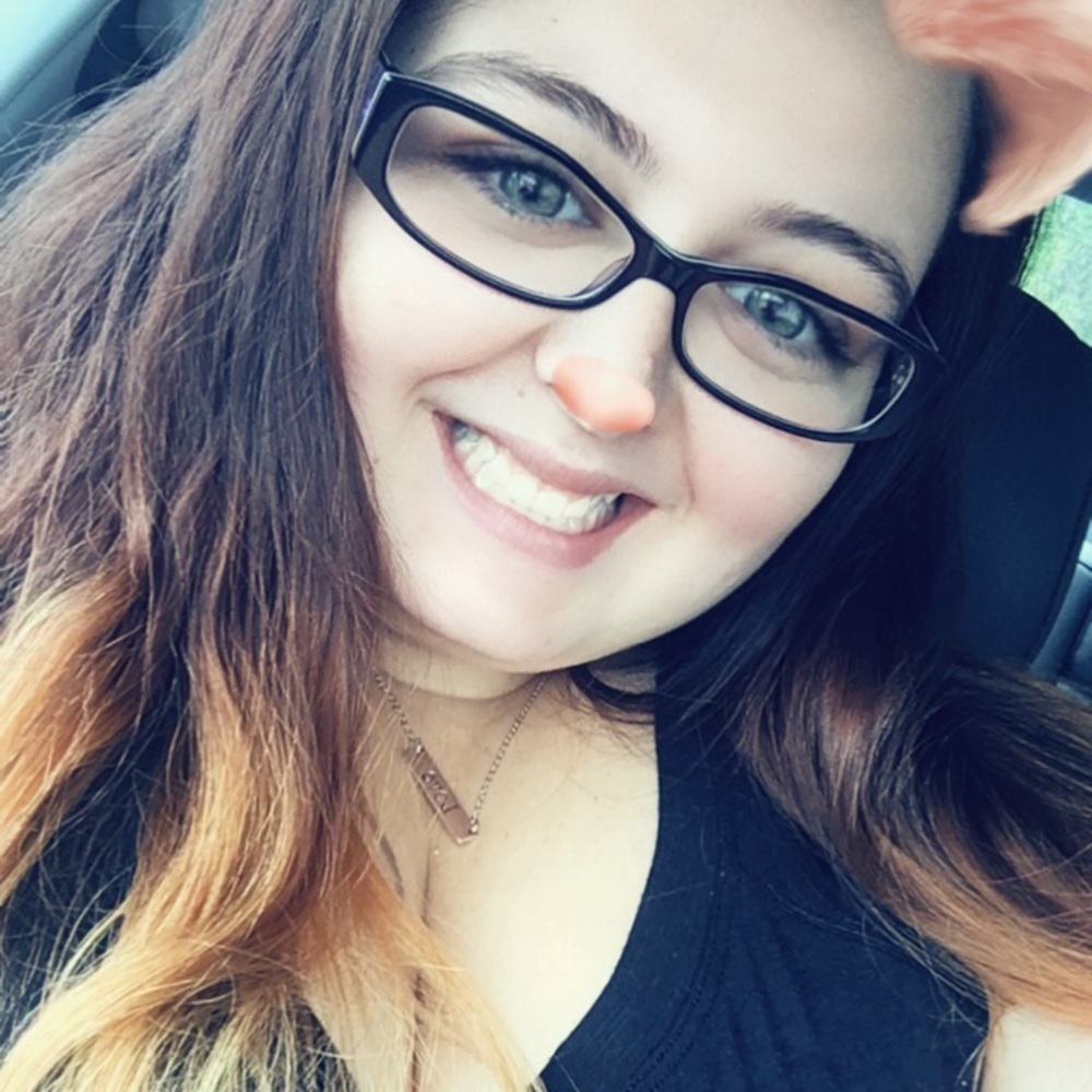 Meet your Posher, Ashley